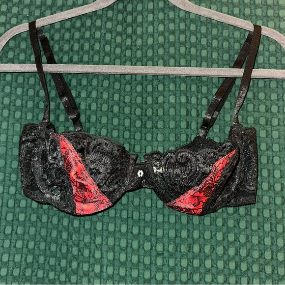 Vintage Dior Black and Red Lace Floral Detail Bra 36 C - Picture 1 of 9